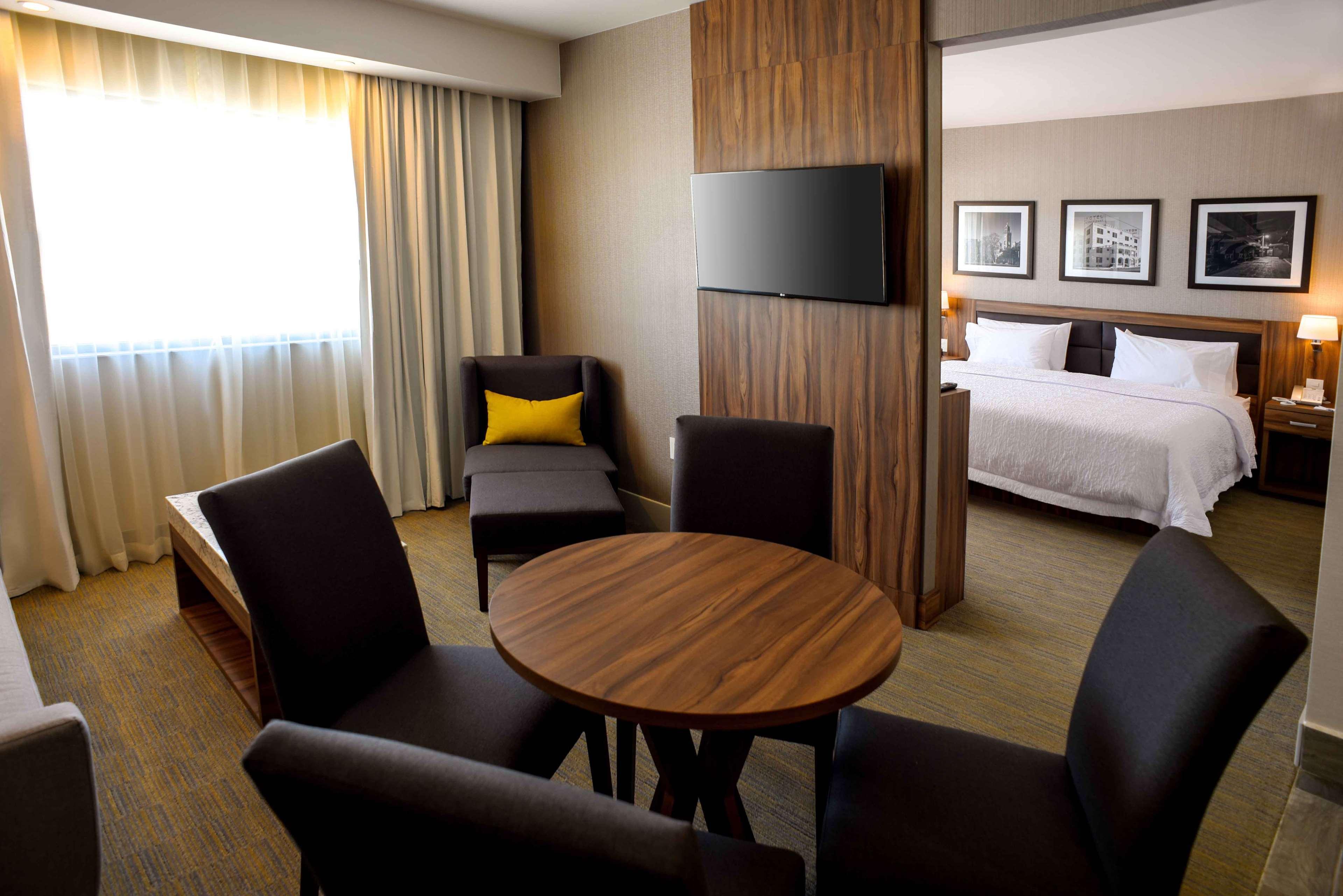 Hampton Inn Piedras Negras Eksteriør bilde