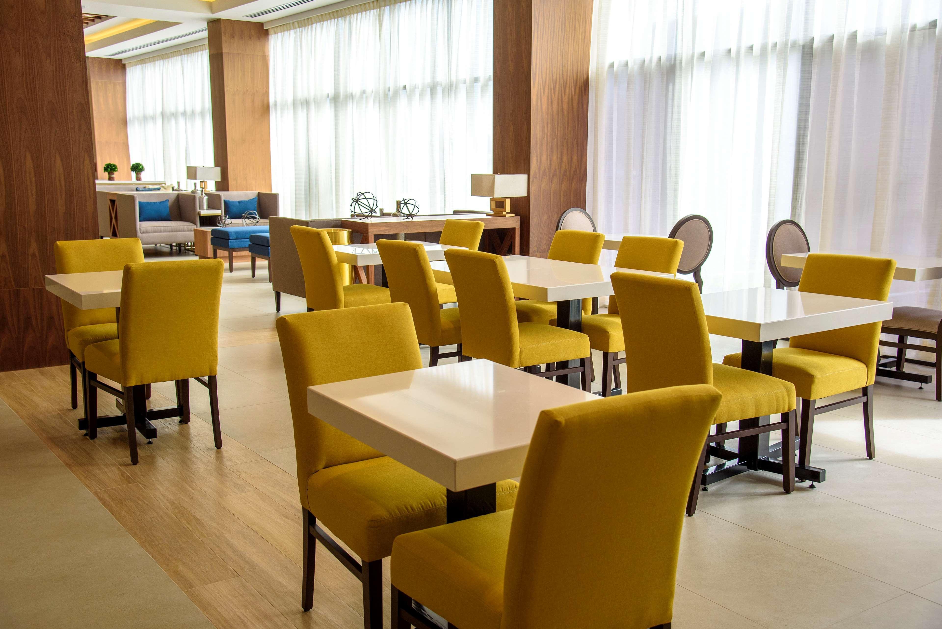 Hampton Inn Piedras Negras Eksteriør bilde