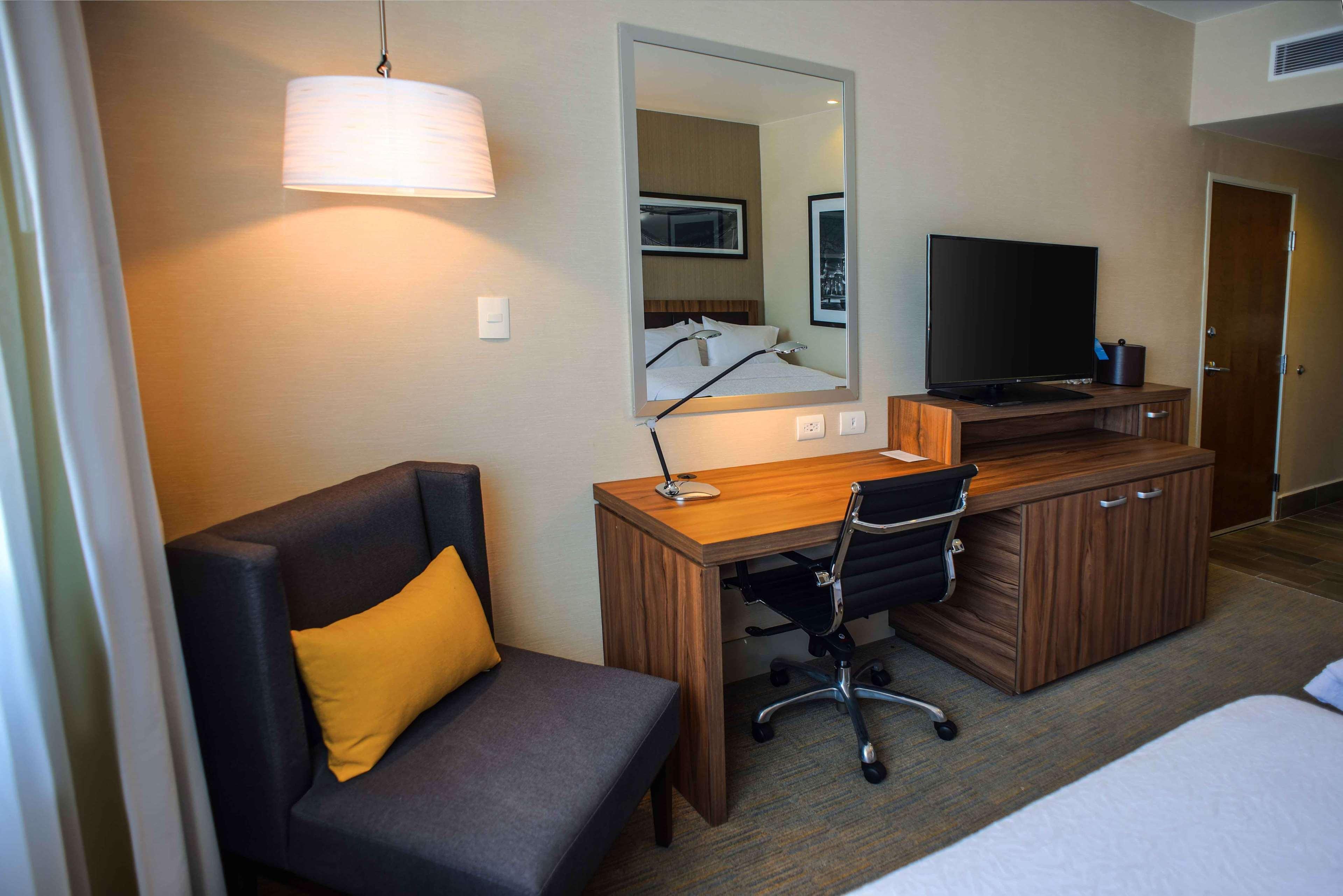 Hampton Inn Piedras Negras Eksteriør bilde