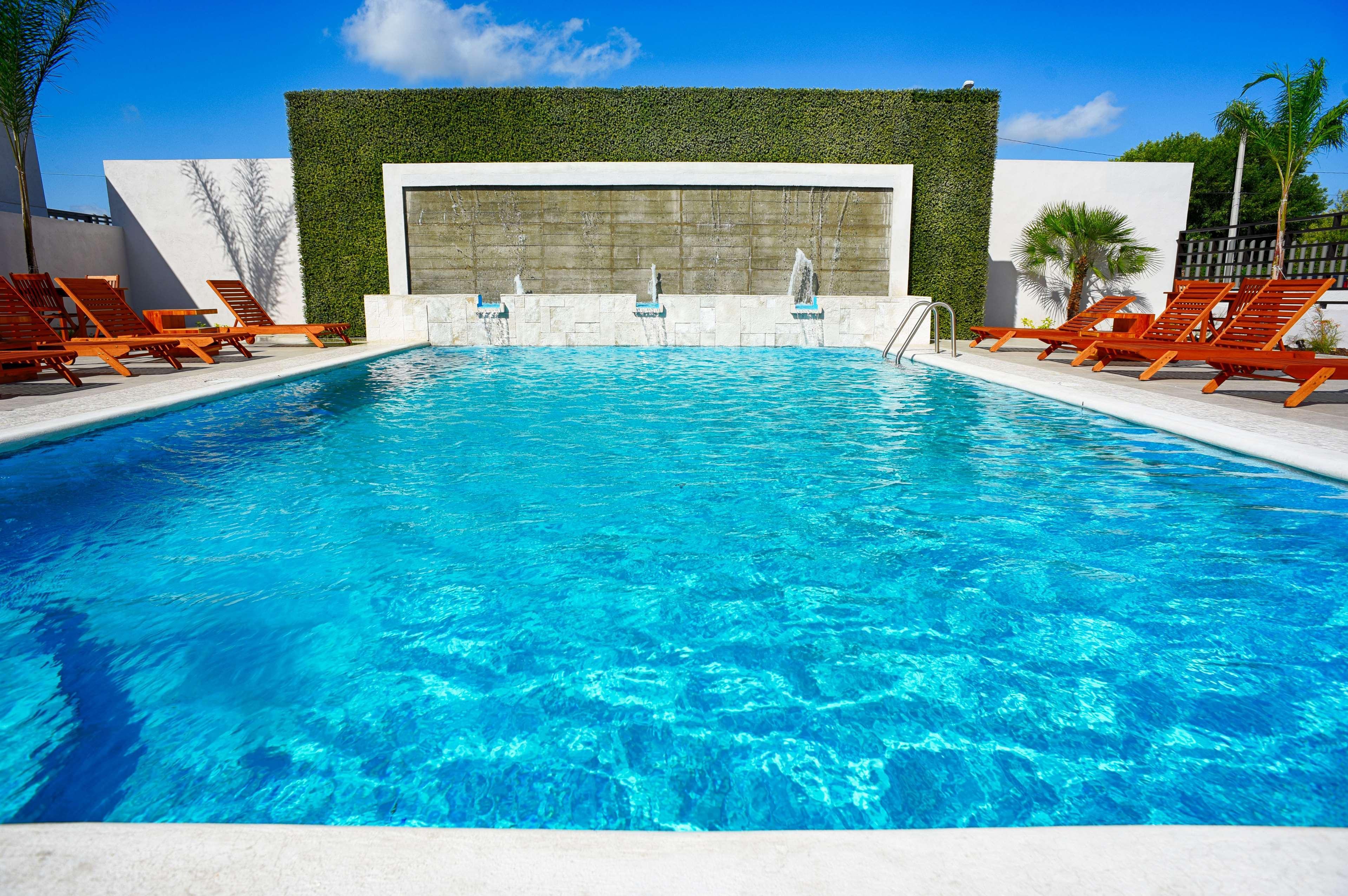 Hampton Inn Piedras Negras Eksteriør bilde