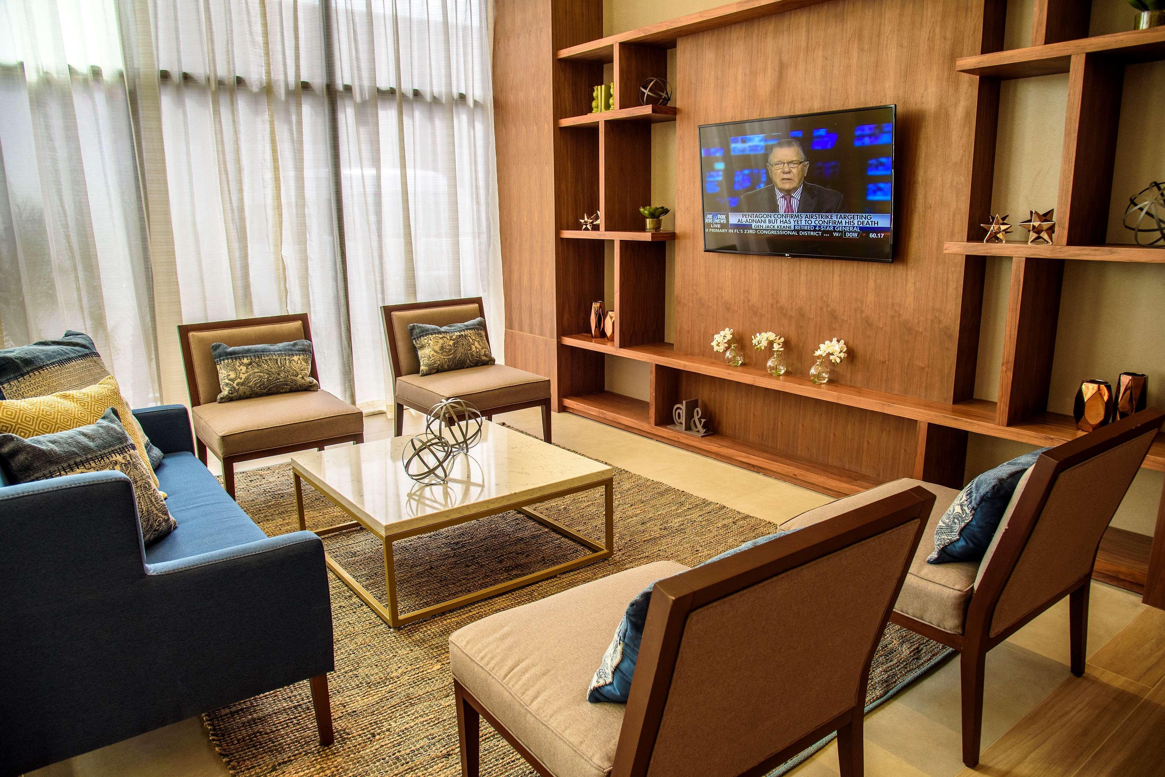 Hampton Inn Piedras Negras Eksteriør bilde